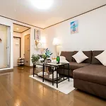 Life House II 押上駅から徒歩5分 スカイツリーまで徒歩9分 無料wifi バルコニーからはスカイツリータワーが眺望できます最大6人ok