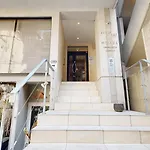 M/W Hotel