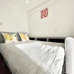 Kkhouse