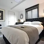 Lang - Vacation Stay 22203V