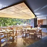 Hilton Tokyo Hotel