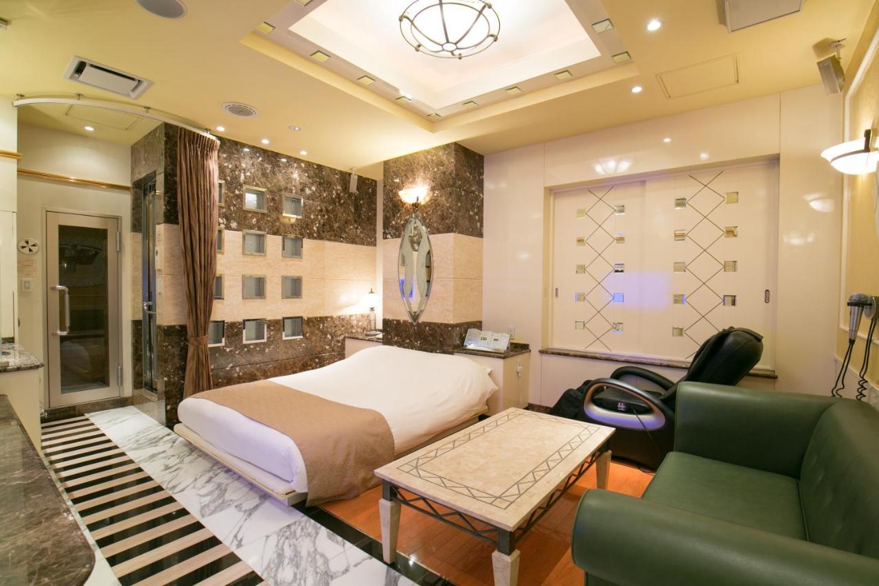 D-wave Shinjuku（adult Only) Hotel 3*