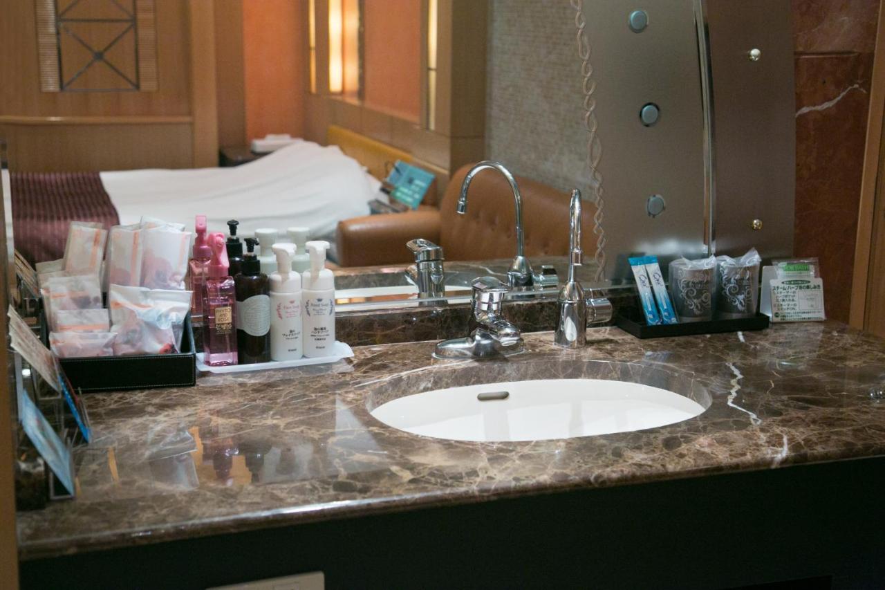 Hotel D-wave Shinjuku（adult Only) 3*