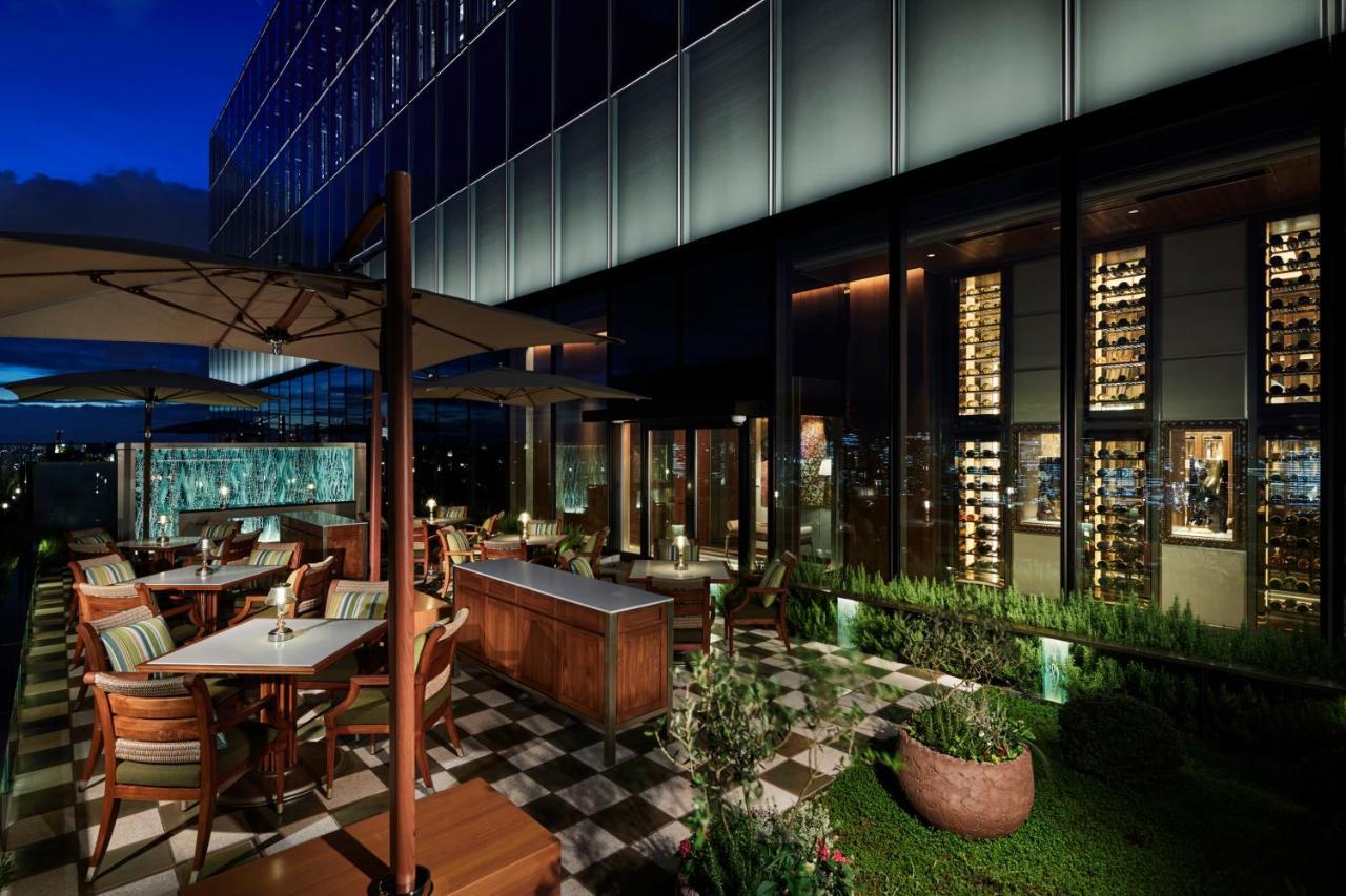 Four Seasons At Otemachi 5*