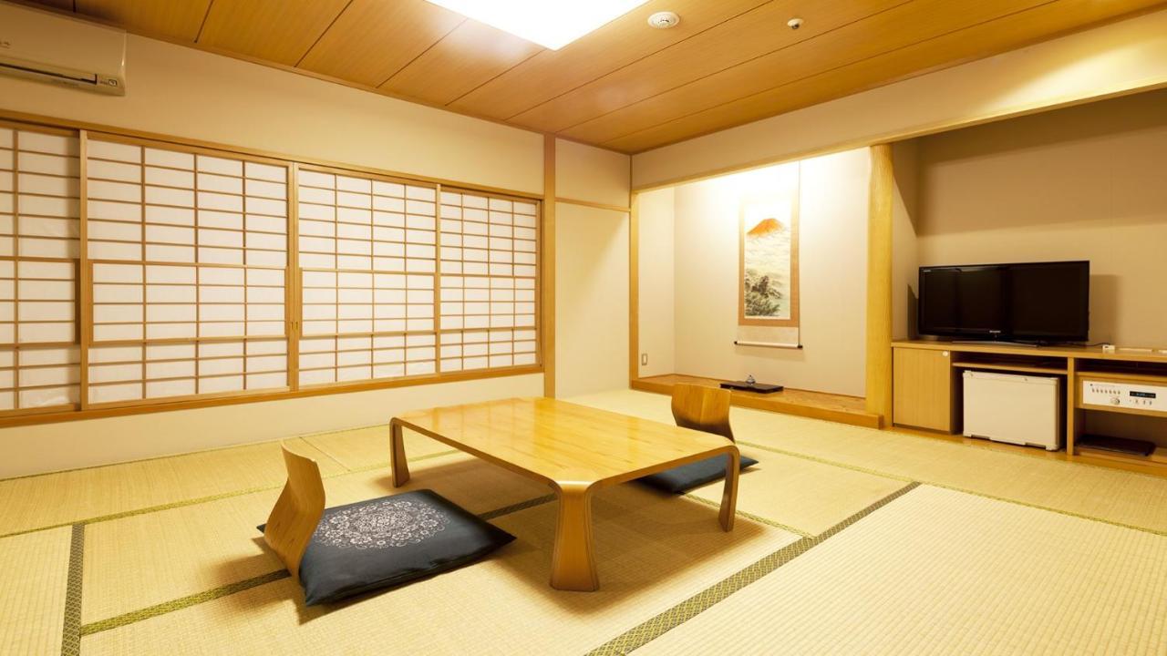 Hotel Grand Hill Ichigaya 3*