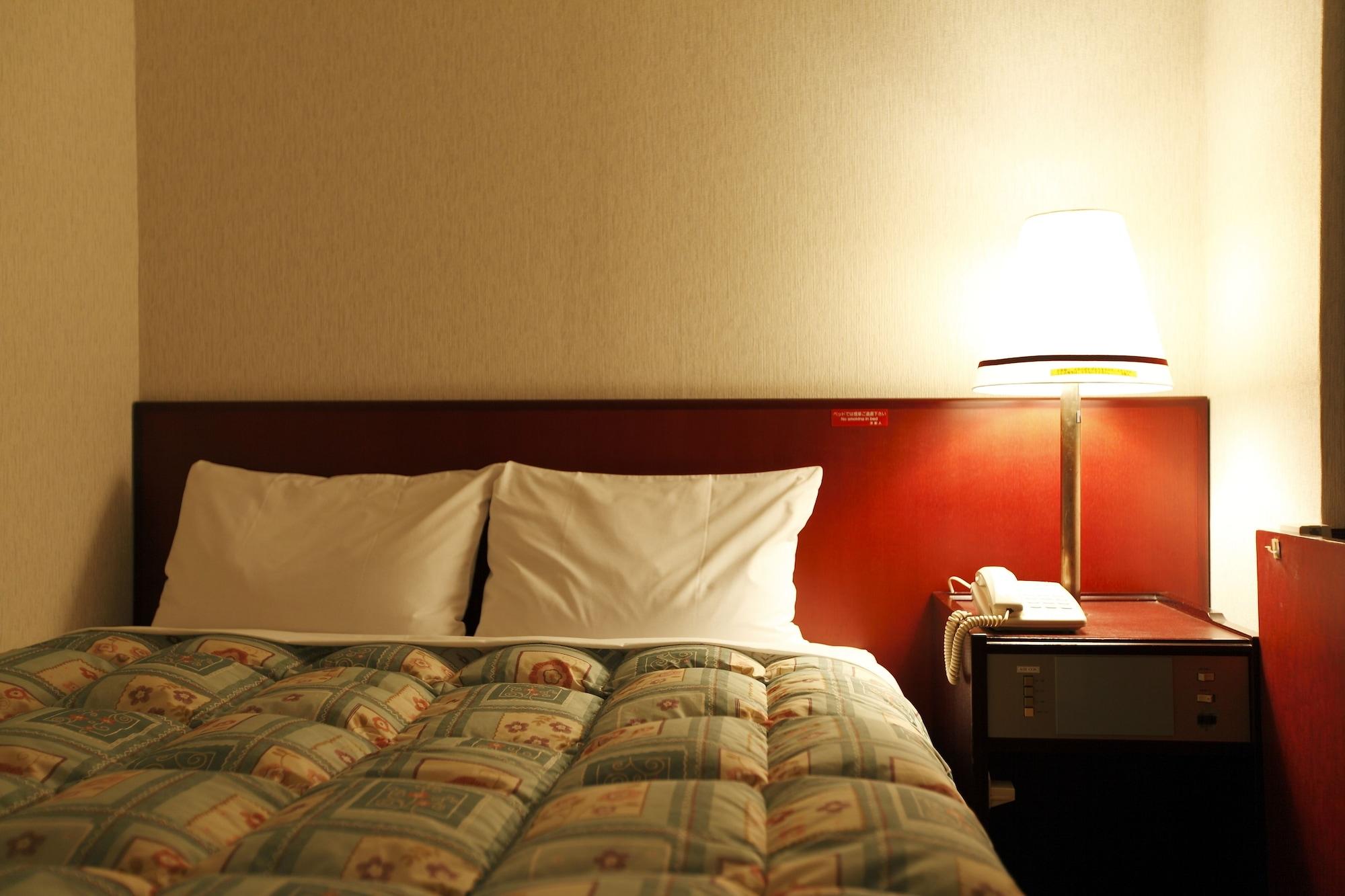 Hotel Tokyo Inn