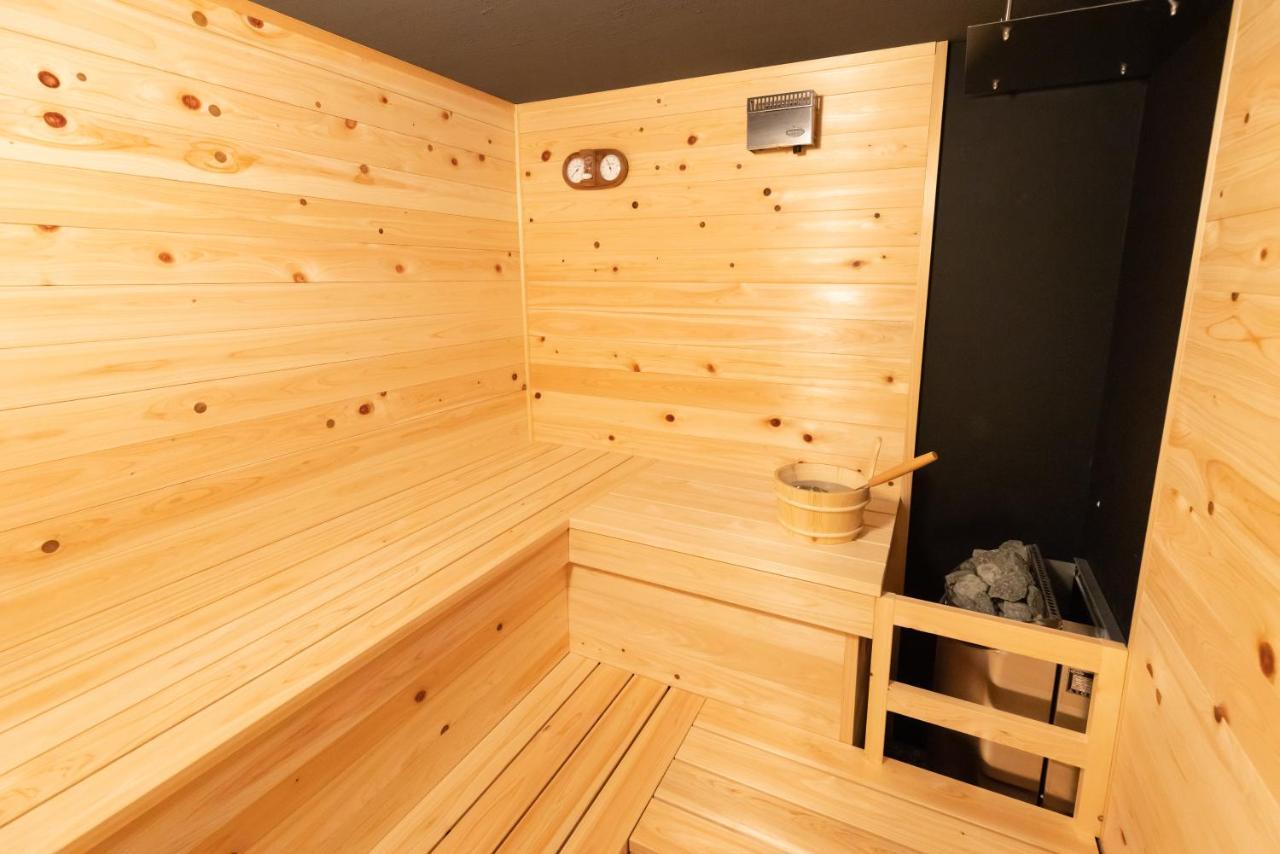 Richmond Premier Schole 4*