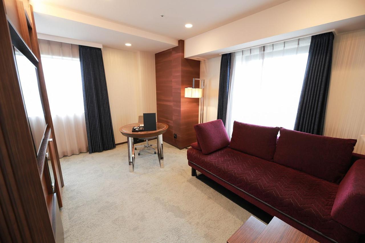 Richmond Premier Schole Hotel 4*