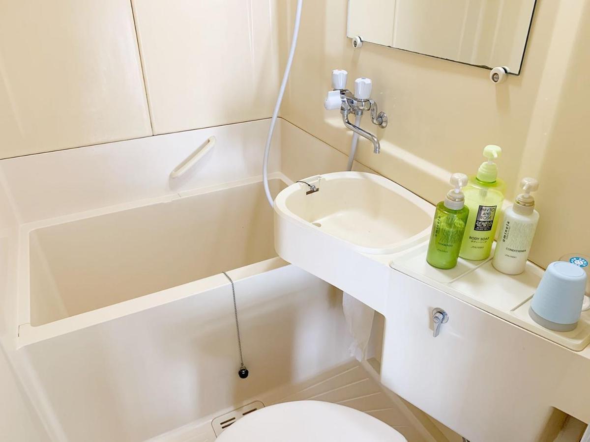 Apartment Shinjuku Oasis: Subway-adjacent With High-speed Wifi Tokyo