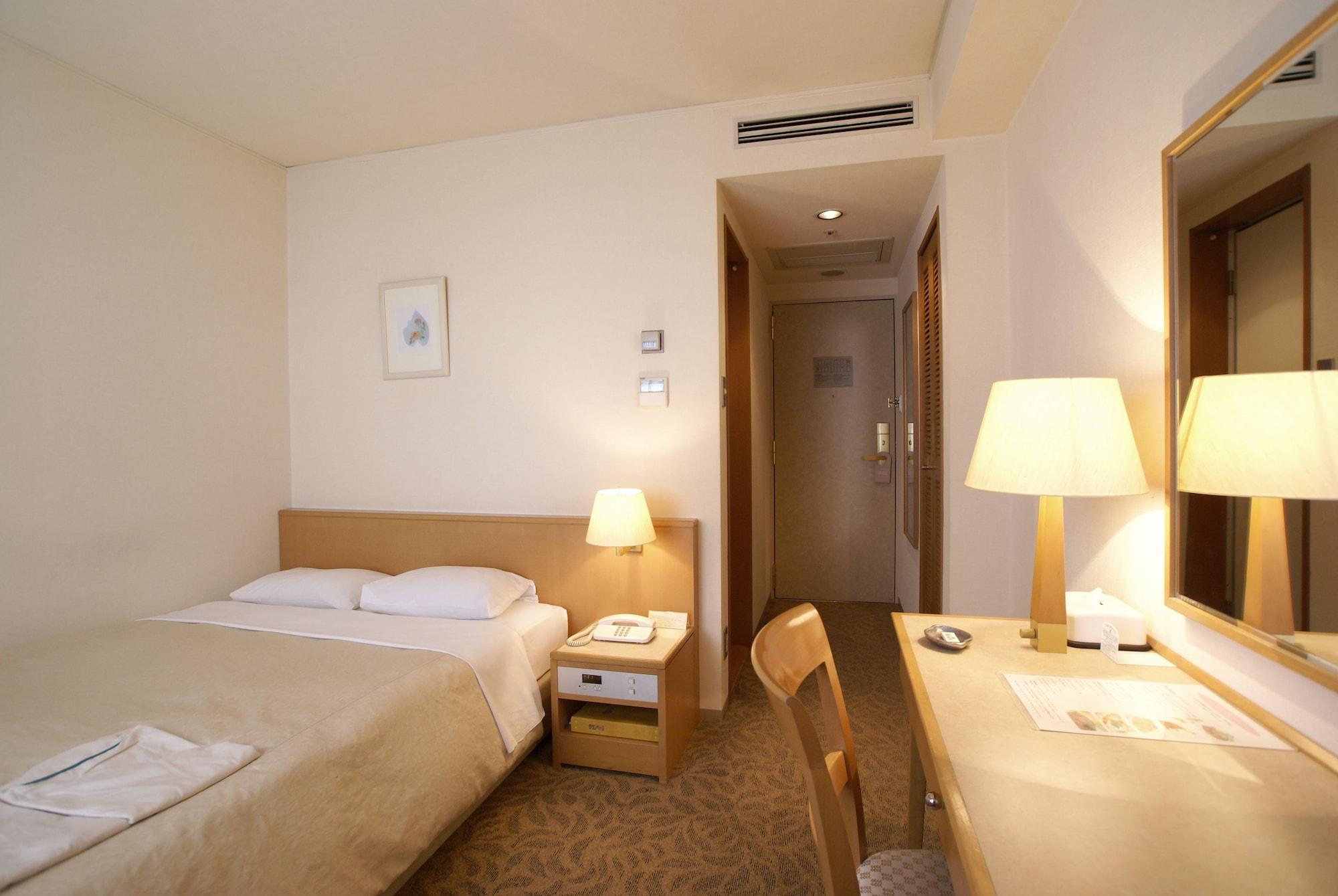 Hotel Rose Garden Shinjuku 3*