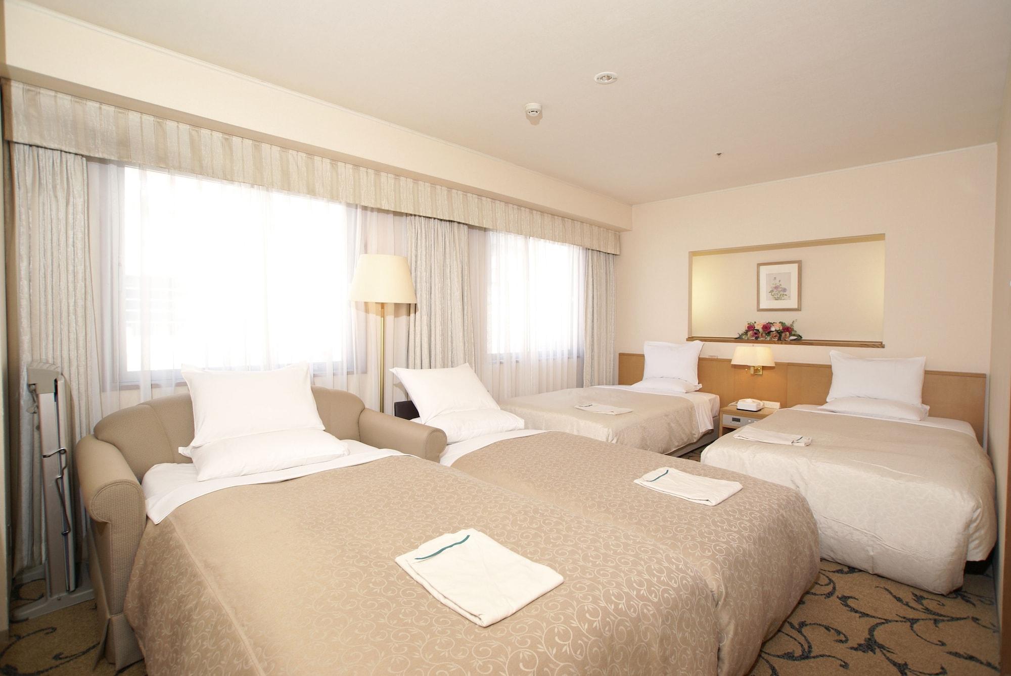 Hotel Rose Garden Shinjuku 3*