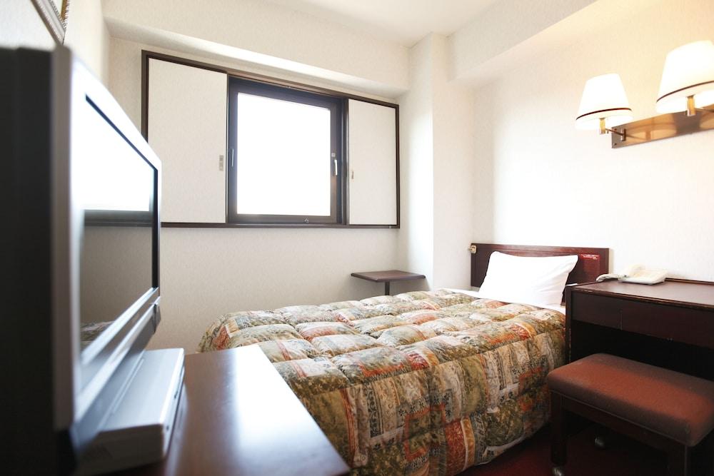 Tokyo Inn Hotel