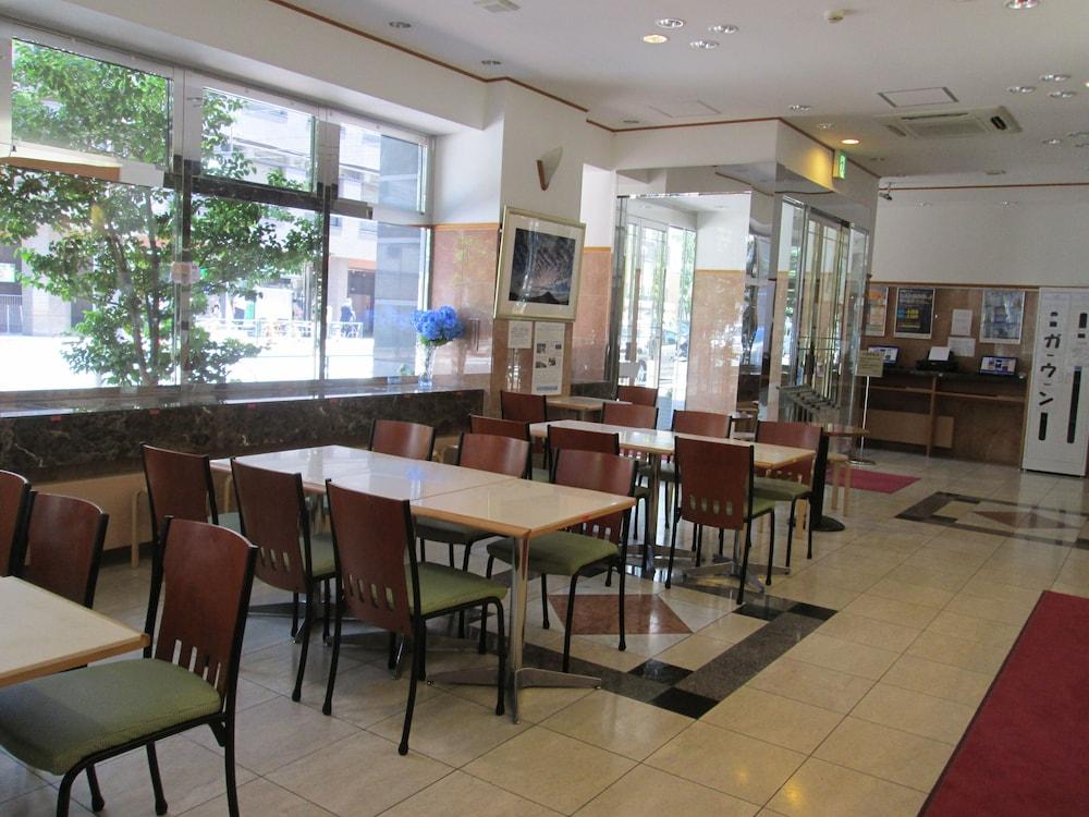 Hotel Toyoko Korakuen Bunkyokuyakusho Mae 3*