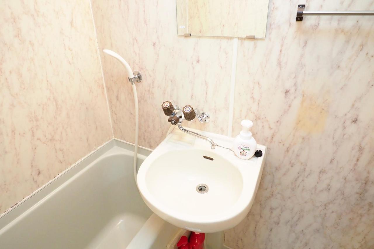 Second Hojo Building Apartment
