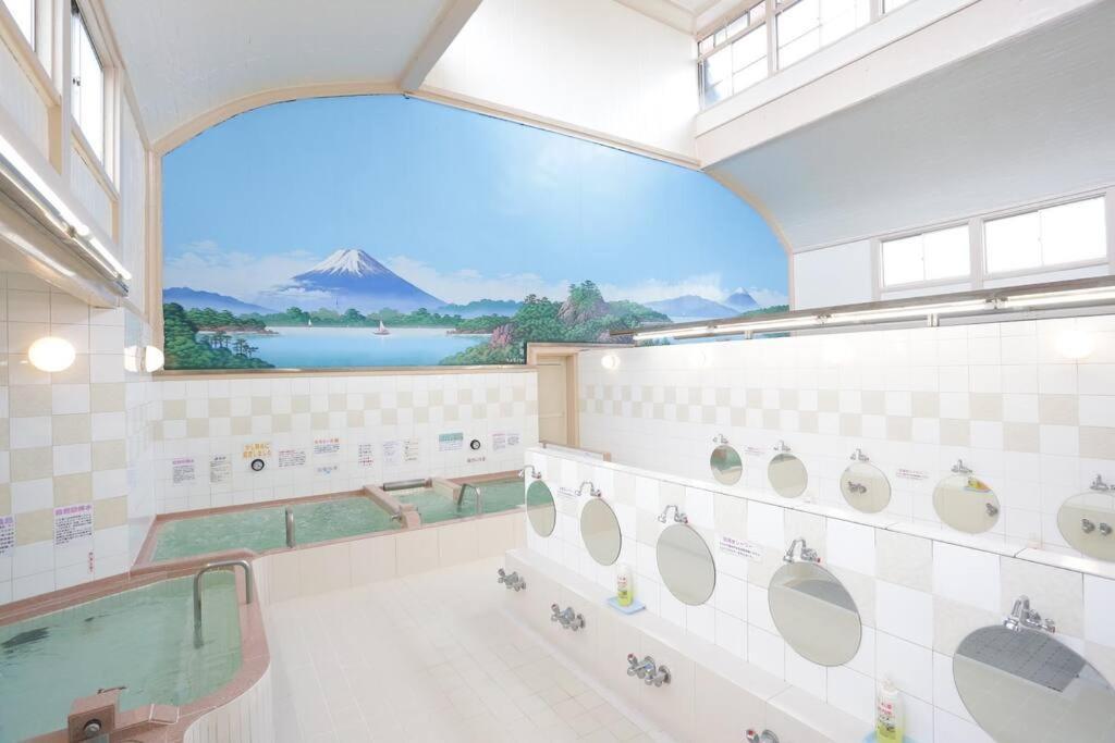 Value Stay, Immerse In Local Culture, Prime Location & Fast Wifi Tokyo