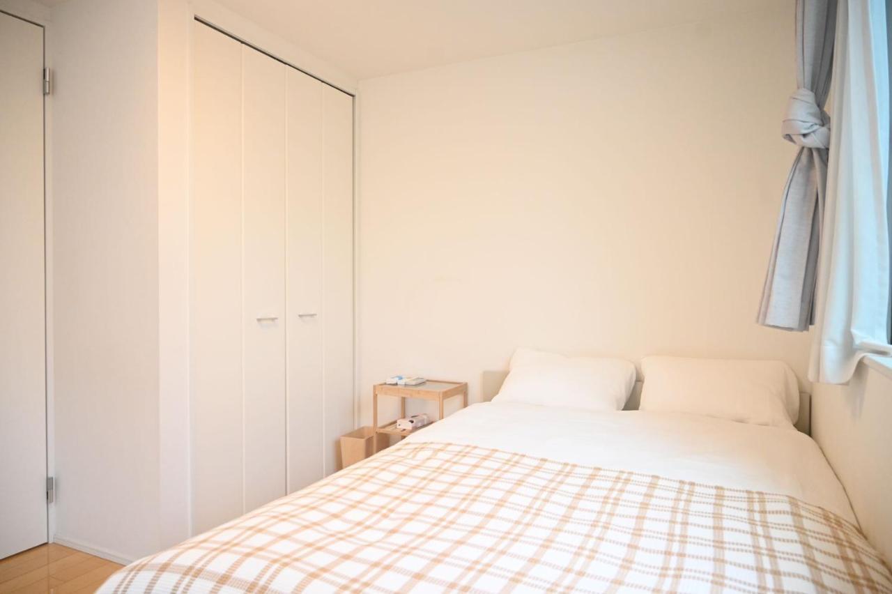 Apartment Nishiikebukuro Pure Gray Tokyo