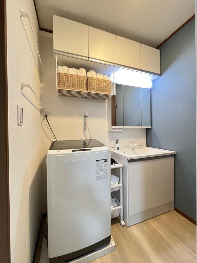 Charming New Launch: Direct Access To Narita & Haneda Airports, Shinjuku, And Disneyland; Close To Asakusa & Akihabara! Holiday home *