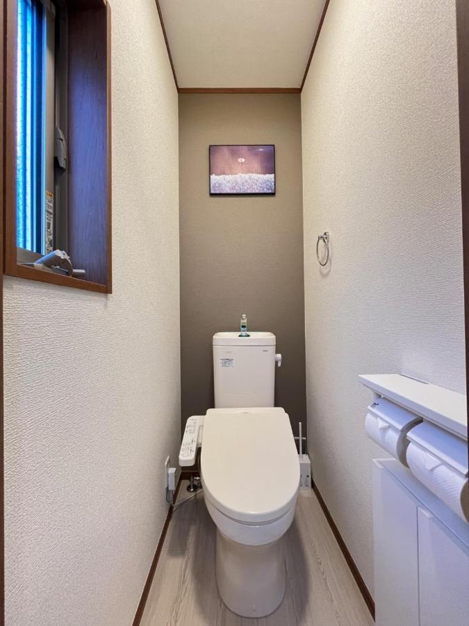 Holiday home Charming New Launch: Direct Access To Narita & Haneda Airports, Shinjuku, And Disneyland; Close To Asakusa & Akihabara! *
