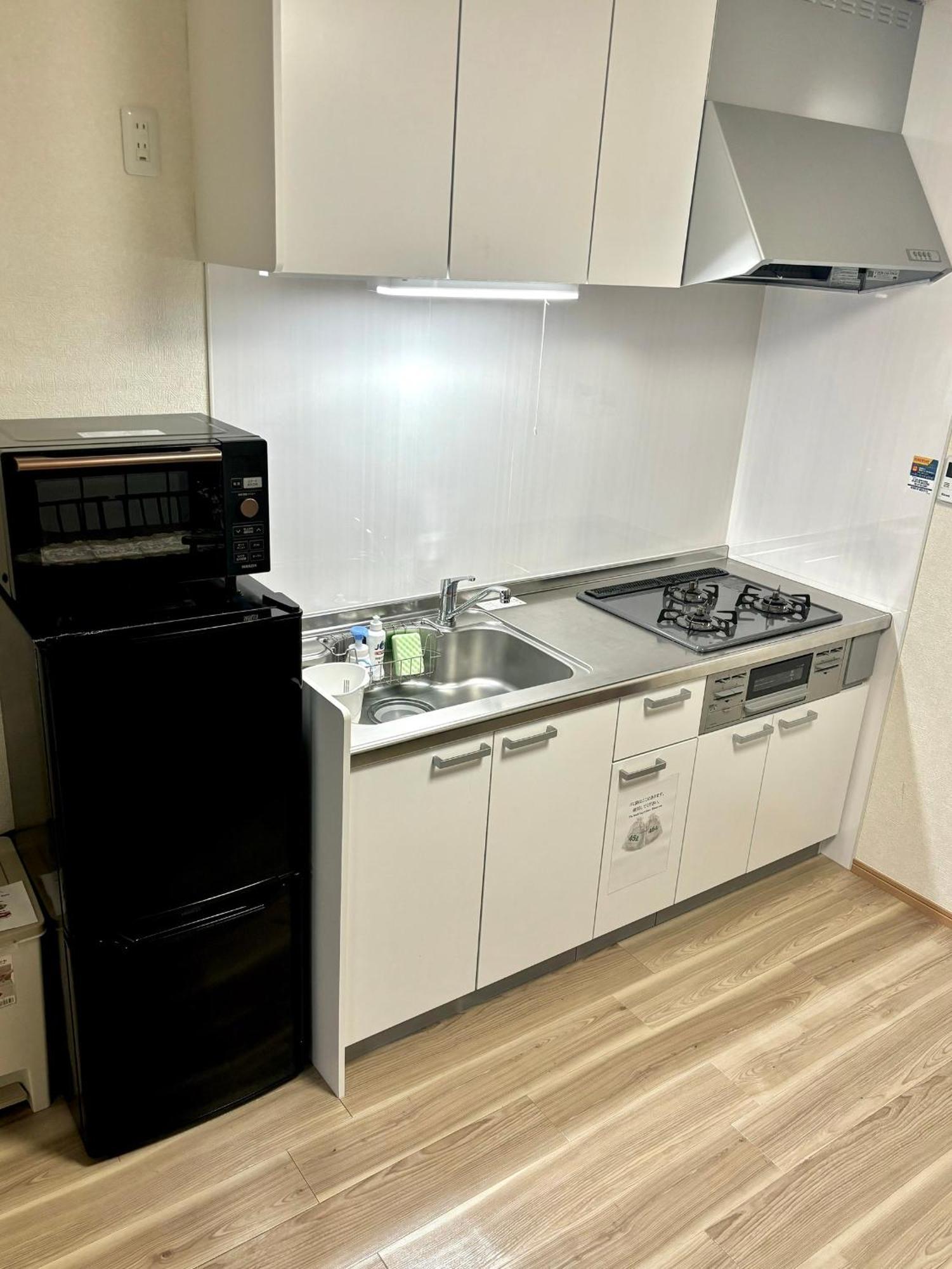 Apartment 四ツ木駅徒歩2分リノベーション済み家具家電無料wifi完備スカイツリー電車5分 *