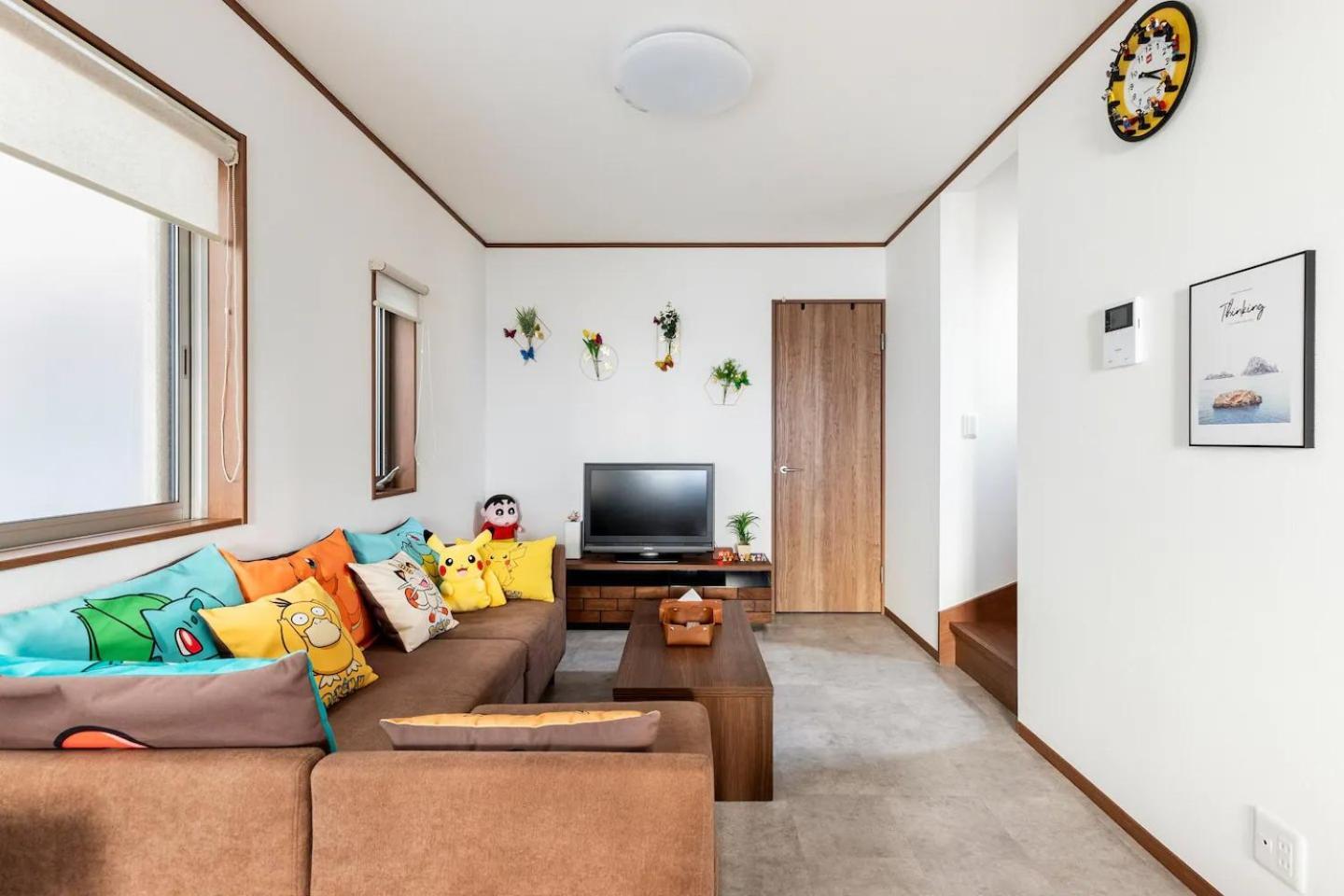 Holiday home Charming New Launch: Direct Access To Narita & Haneda Airports, Shinjuku, And Disneyland; Close To Asakusa & Akihabara!