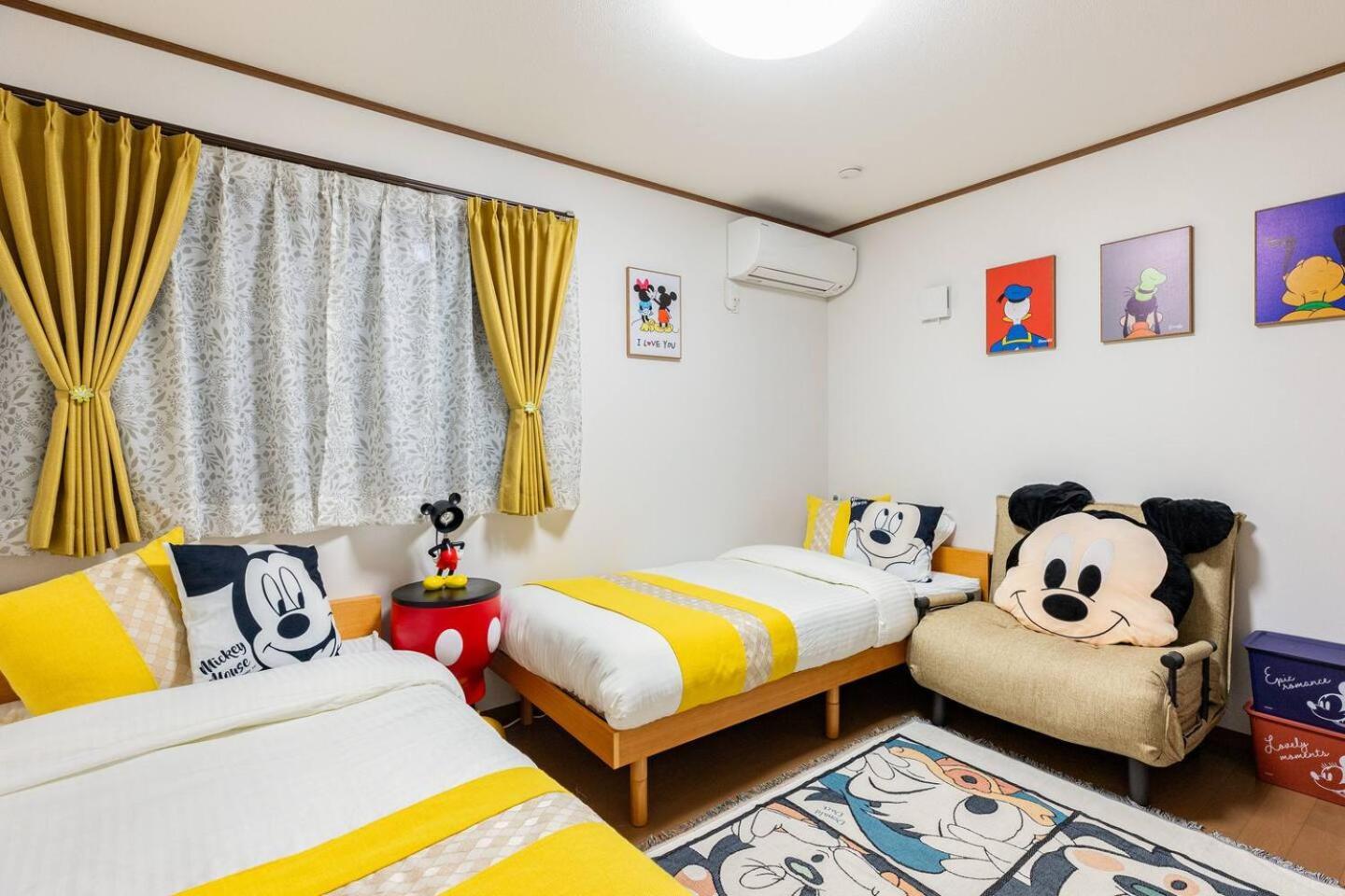 Charming New Launch: Direct Access To Narita & Haneda Airports, Shinjuku, And Disneyland; Close To Asakusa & Akihabara! Holiday home Tokyo
