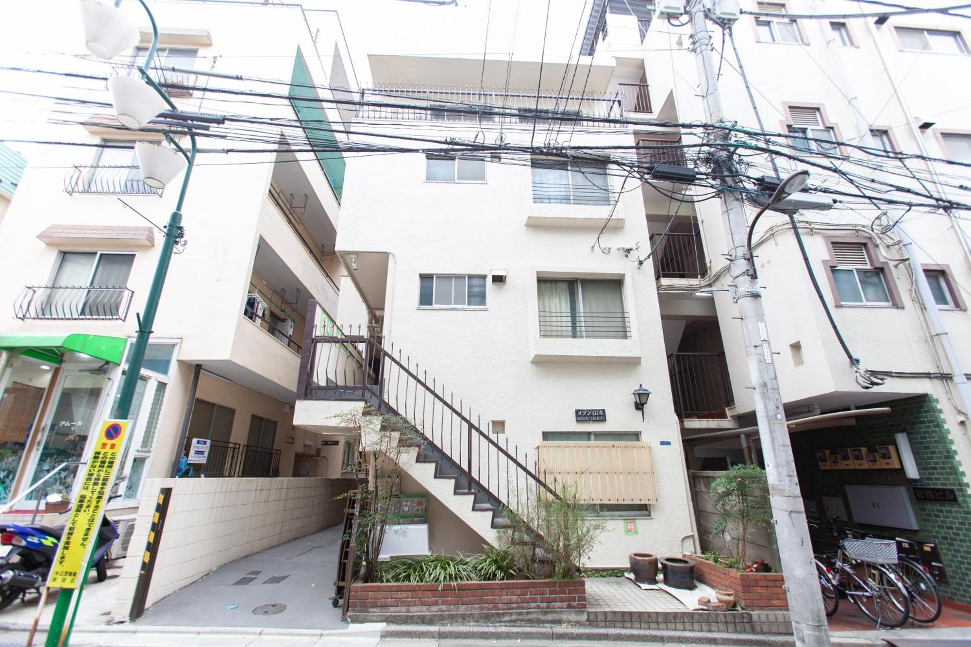 Yk Building * Tokyo