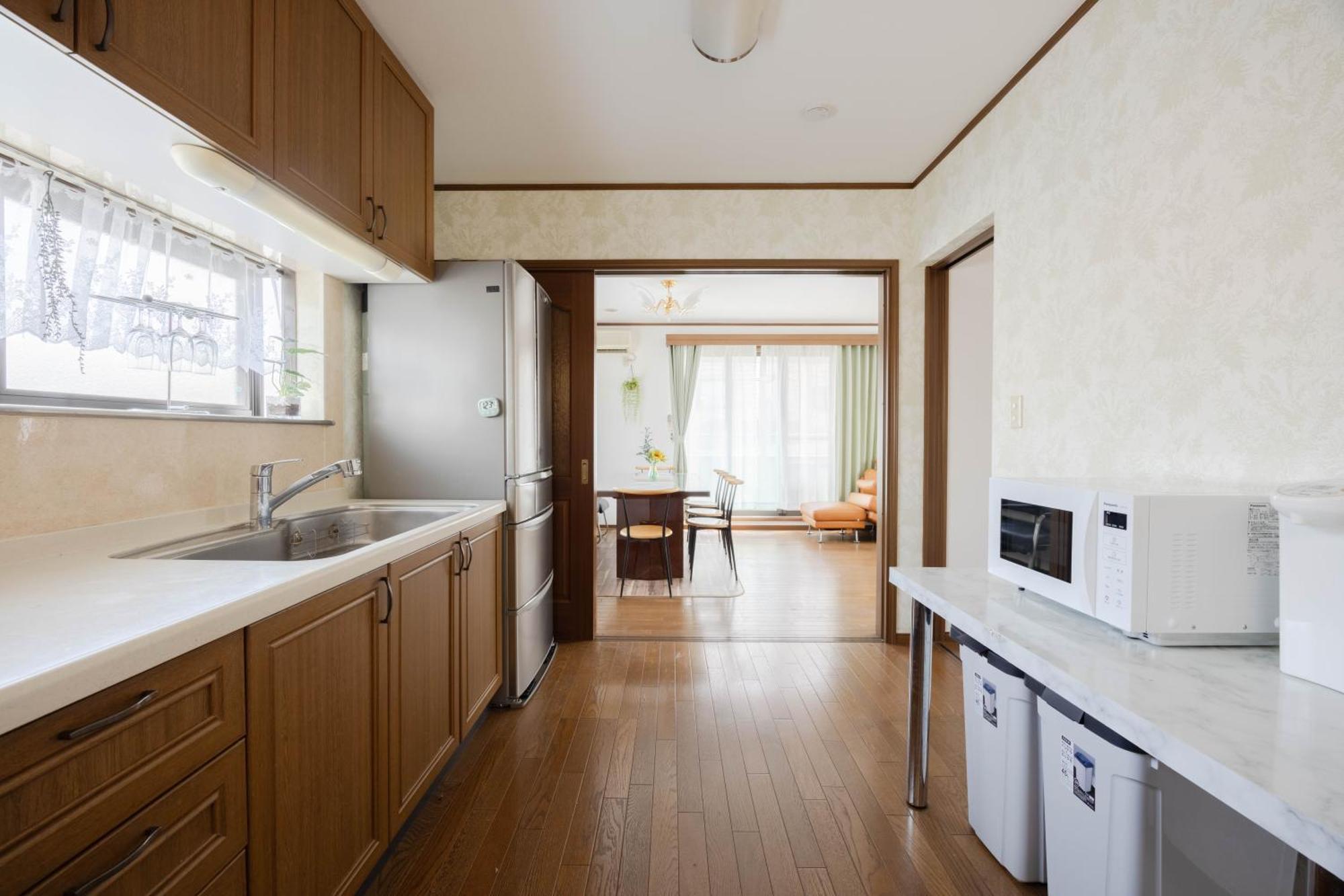 Buran House 新大久保駅から徒歩3分 *