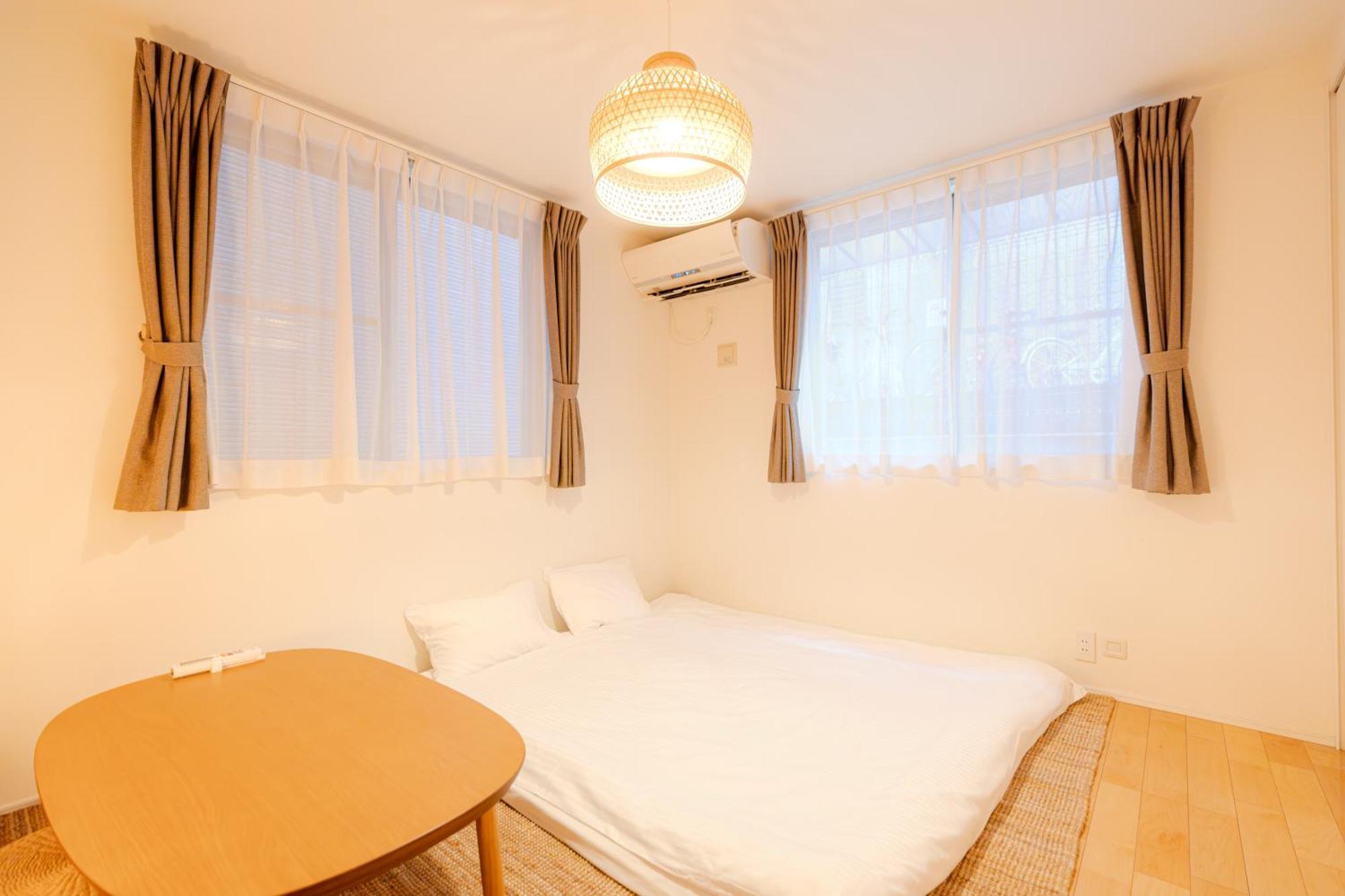 Nishiikebukuro Pure Gray Apartment Tokyo