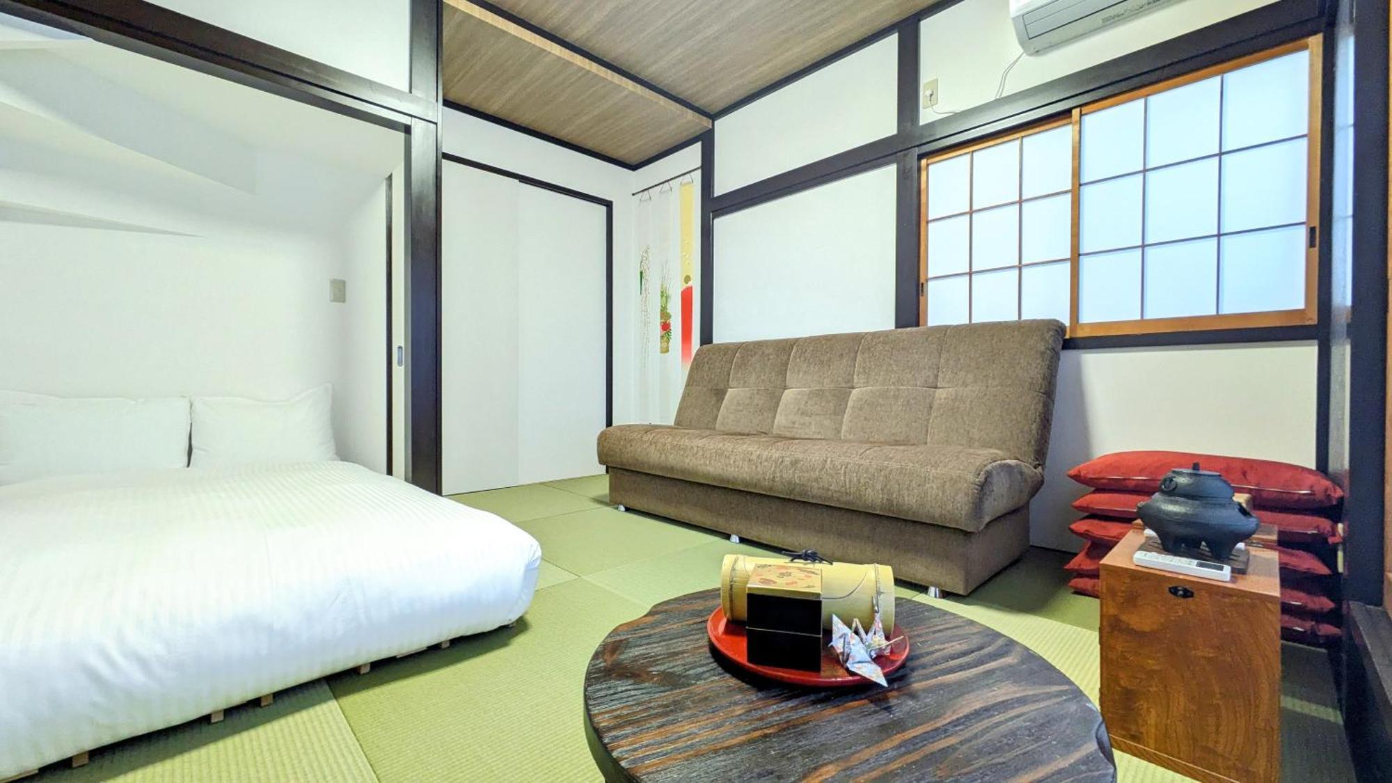 Aoto Kachofugetsu Apartment Tokyo