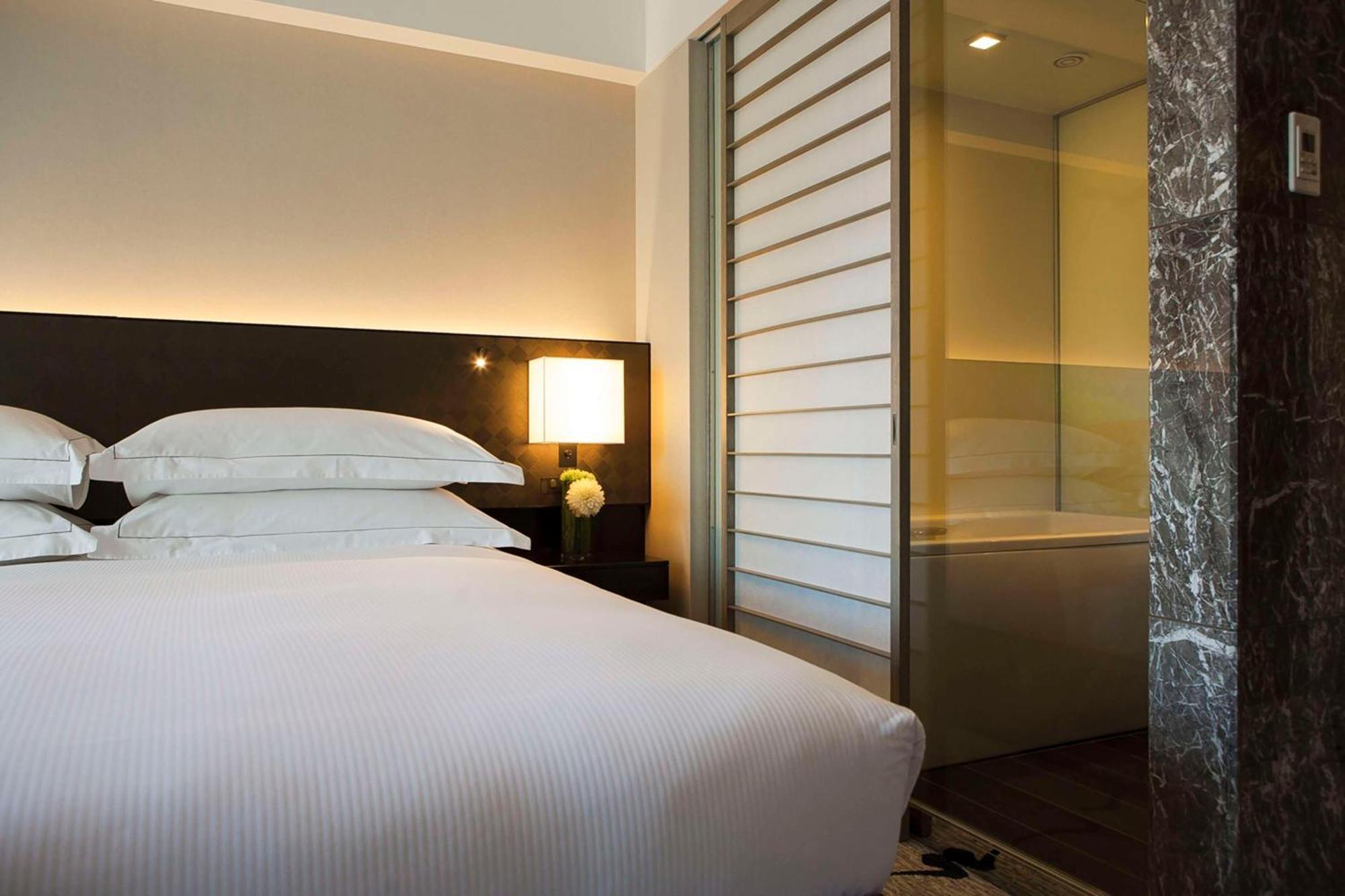 Hilton Hotel 5*
