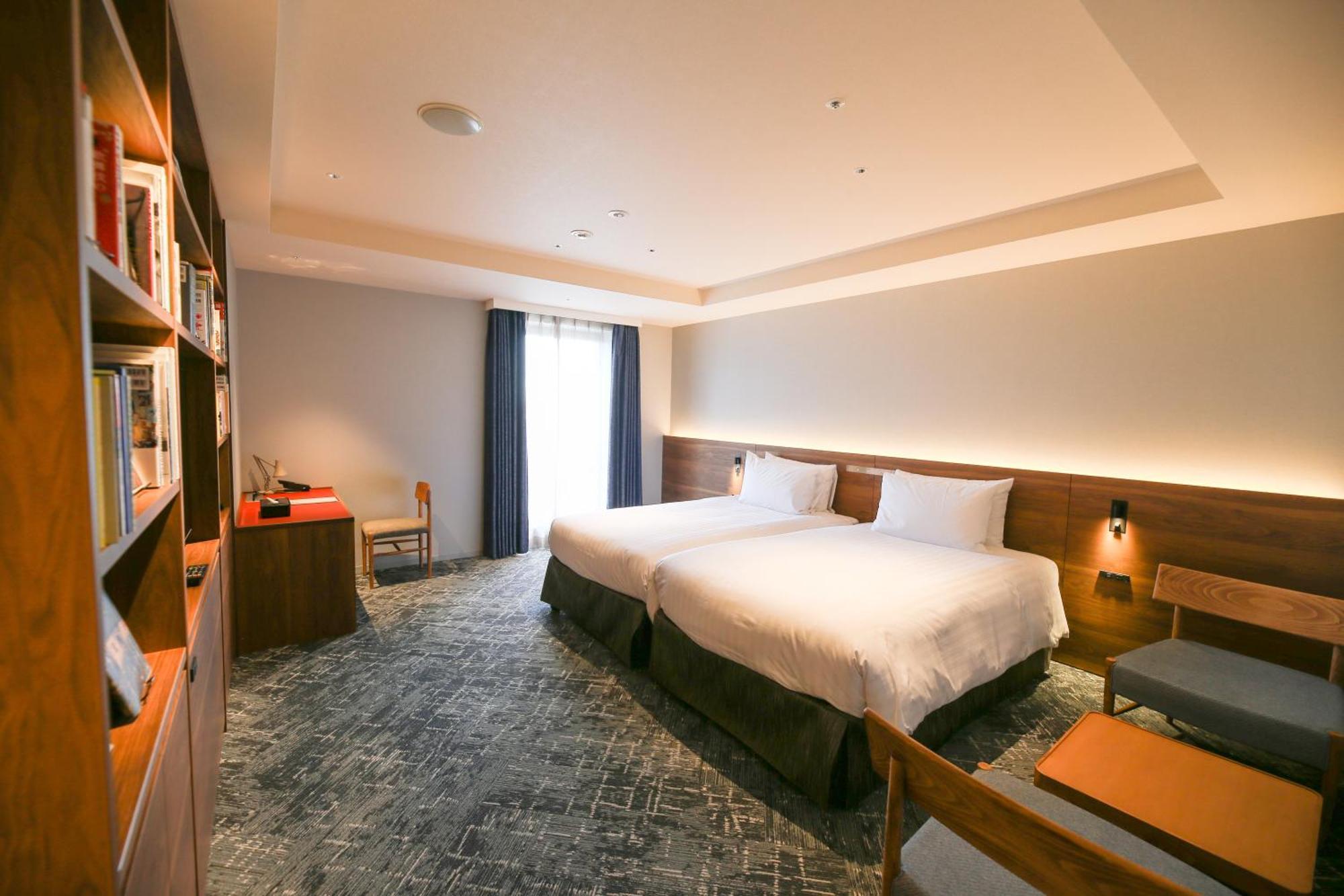 Richmond Premier Schole 4*