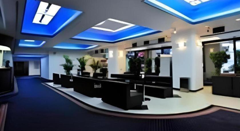 Business Hotel Tokyo