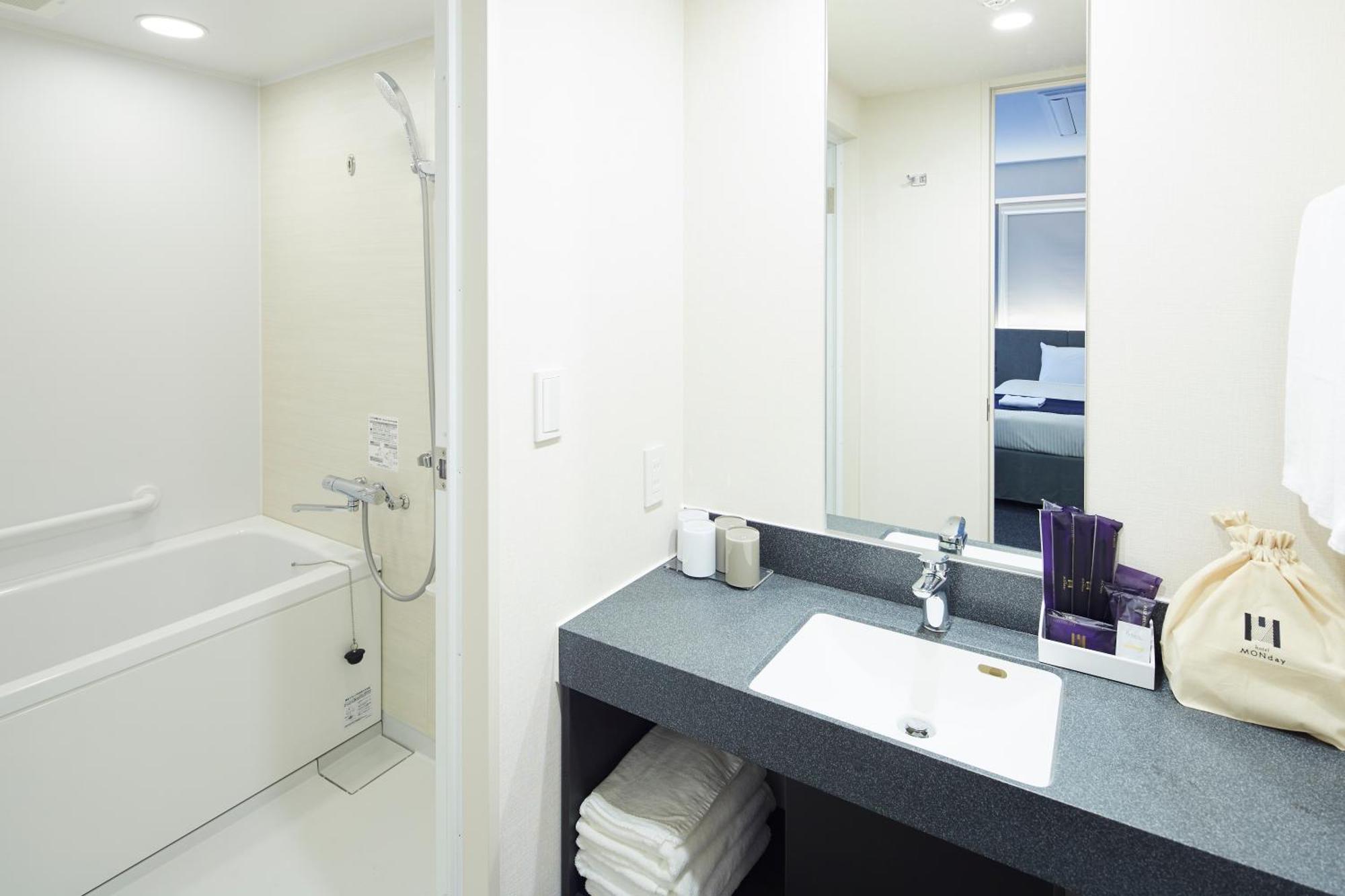 Monday Premium Ueno Okachimachi Hotel 4*