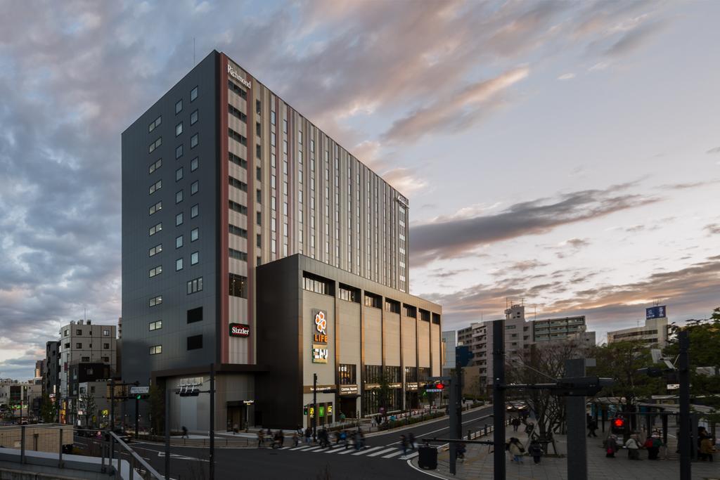 Richmond Premier Schole Hotel 4*