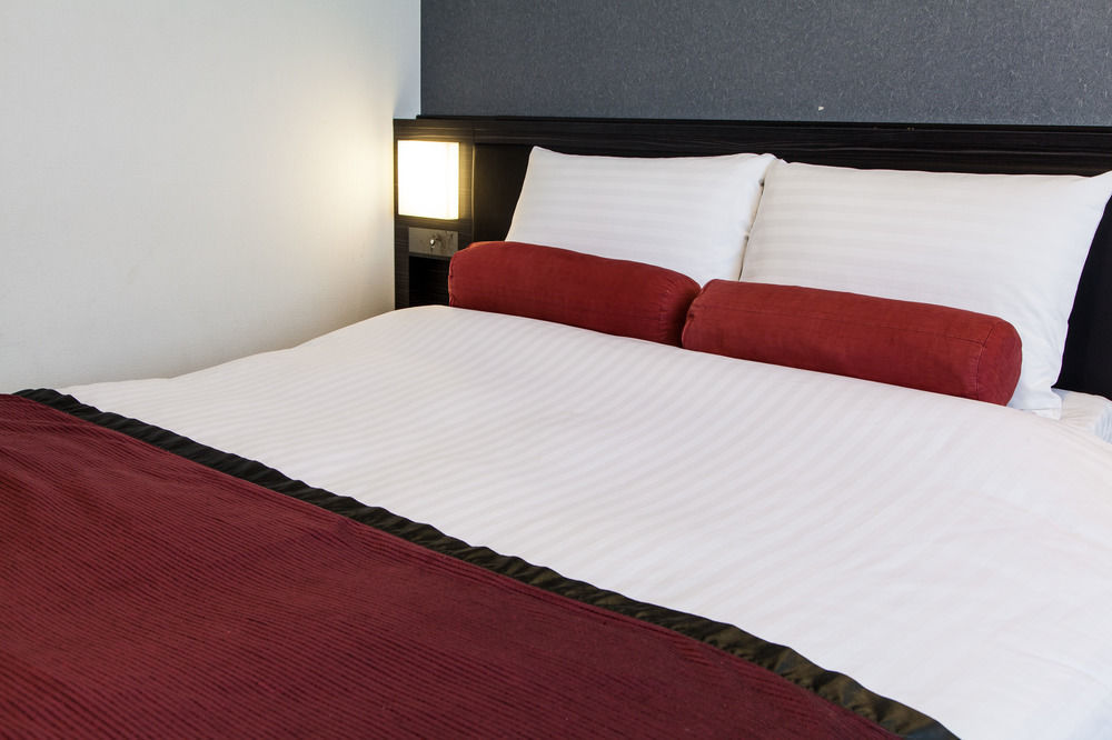 Mystays Shin Urayasu Conference Center Hotel 3*