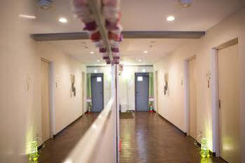 Oyo Hikari House Guest house *