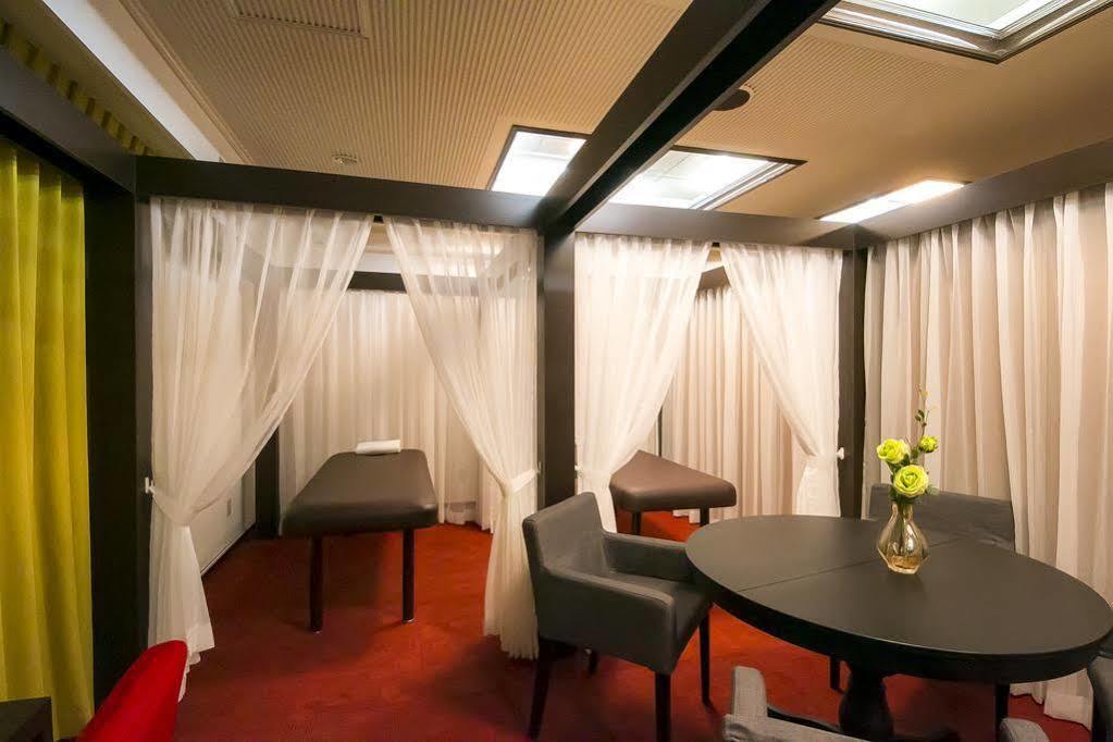 & Capsule Grandpark-inn Sugamo Capsule hotel Tokyo
