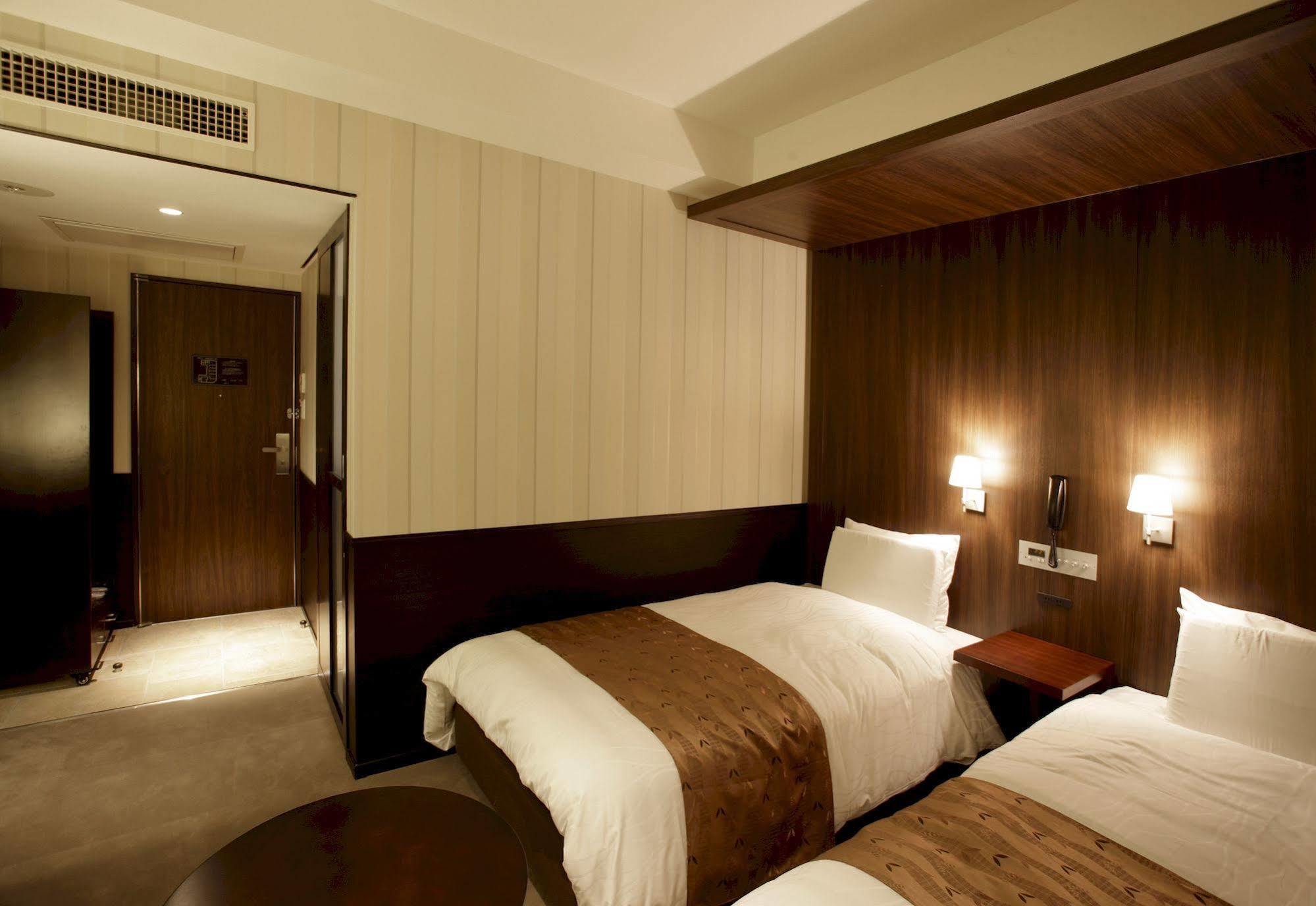 Hibiya Hotel Tokyo