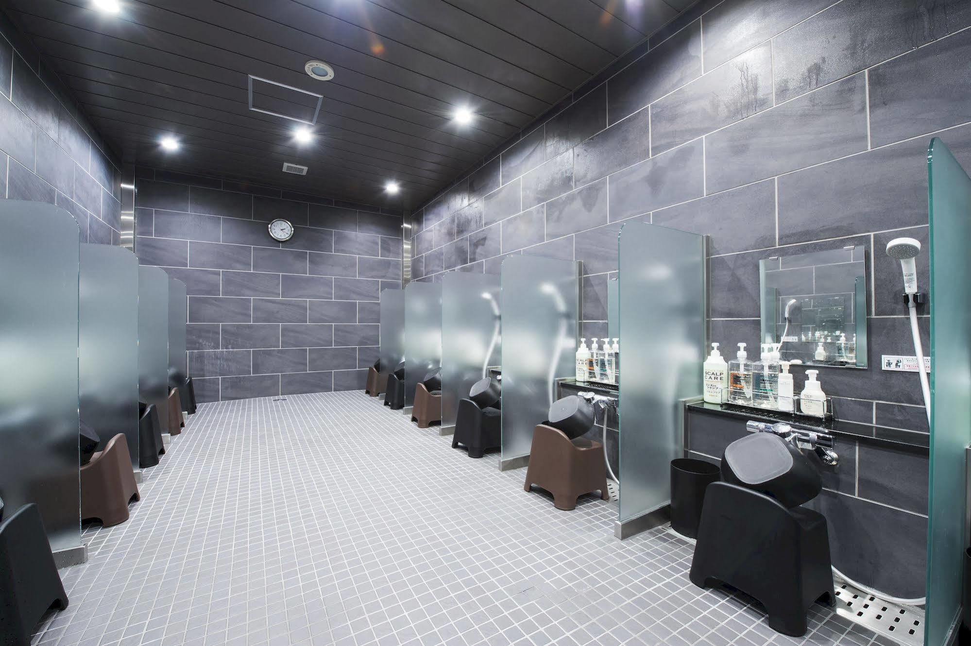 Anshin Oyado Shinjuku Ekimaeten Capsule hotel *
