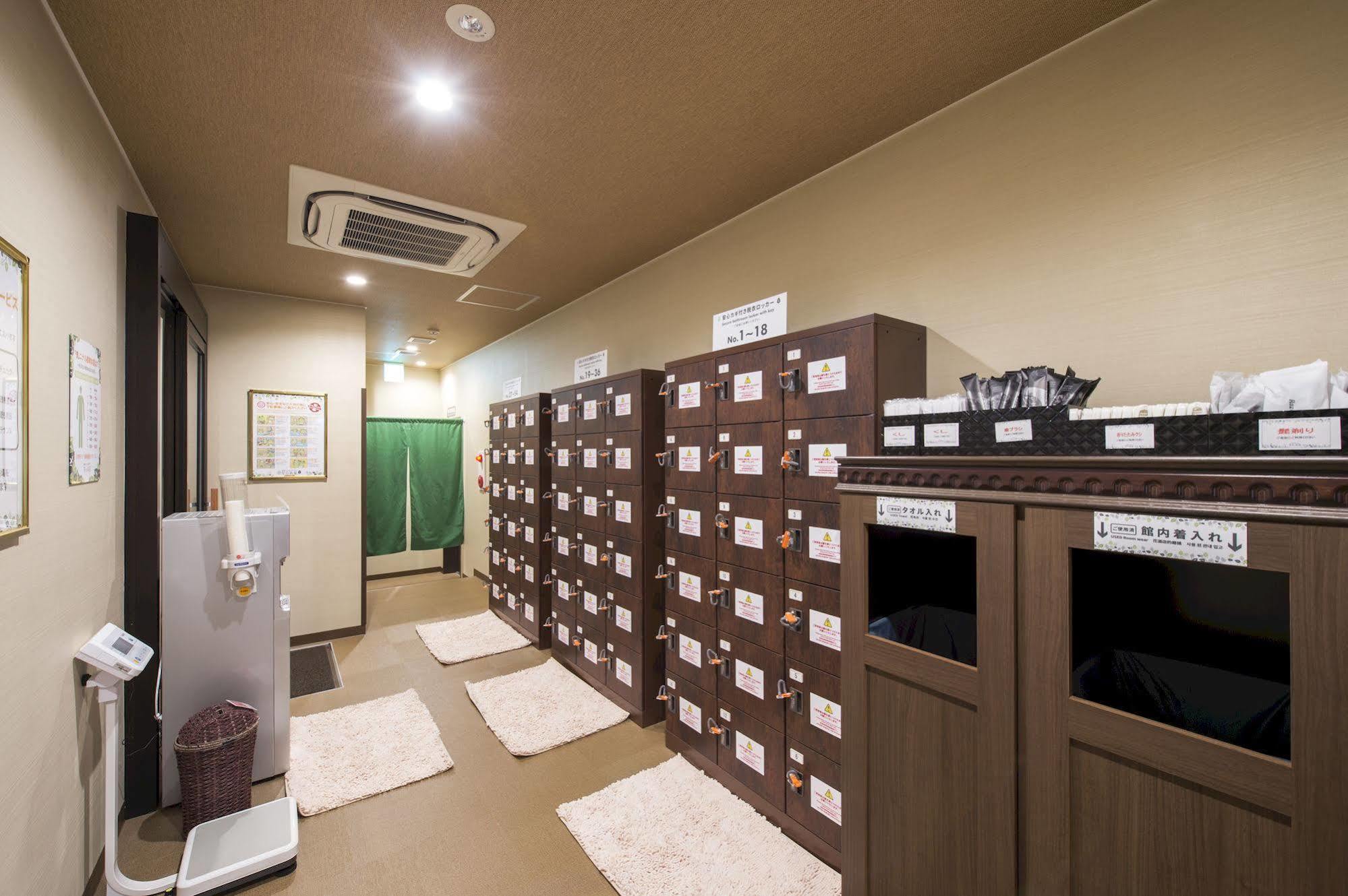 Anshin Oyado Shinjuku Ekimaeten * Tokyo