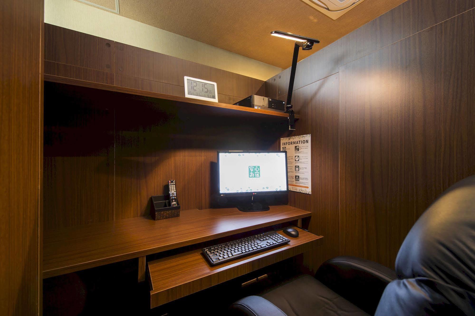 Capsule hotel Anshin Oyado Shinjuku Ekimaeten