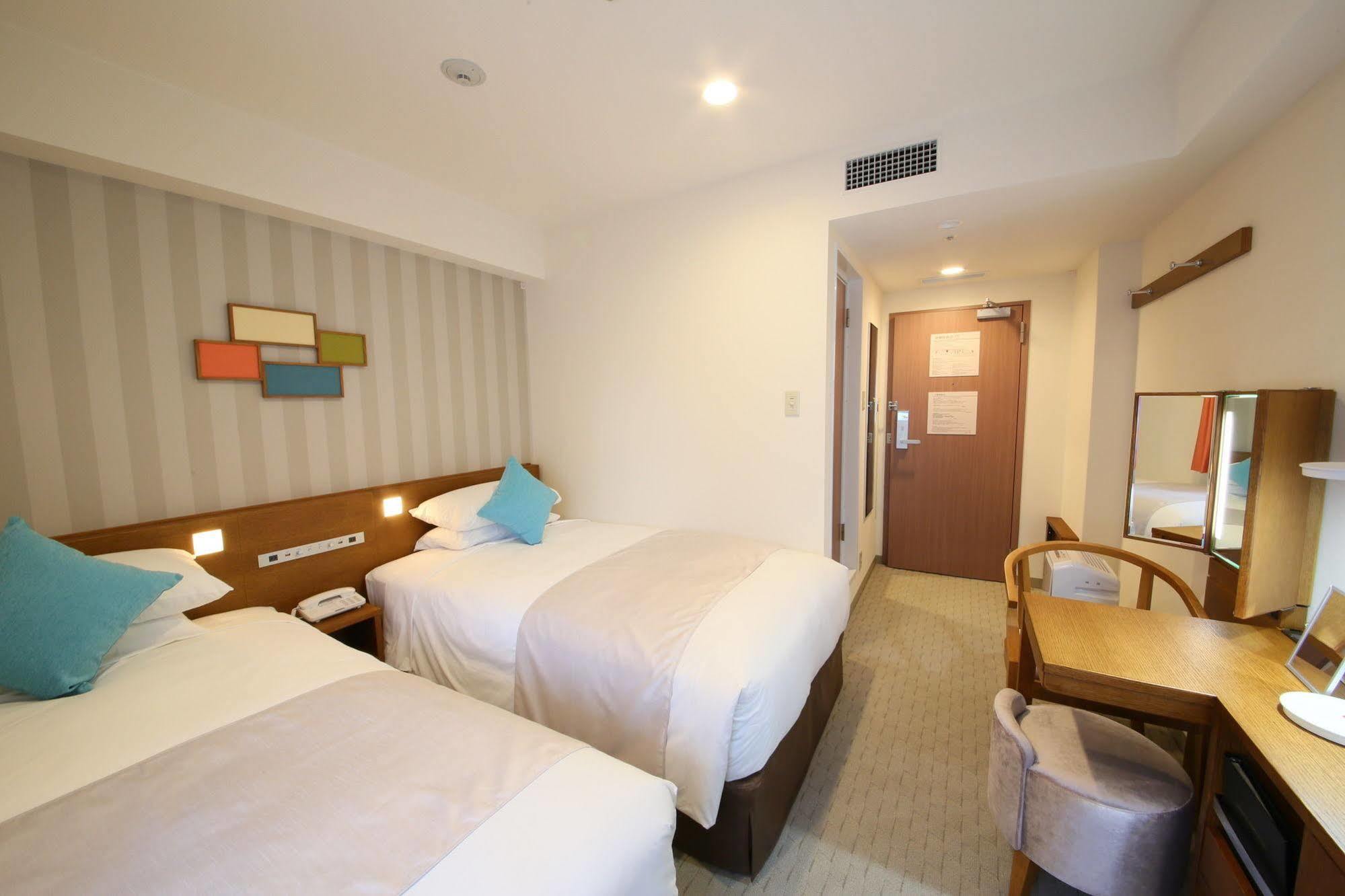 Hotel Shinjuku Washington 4*