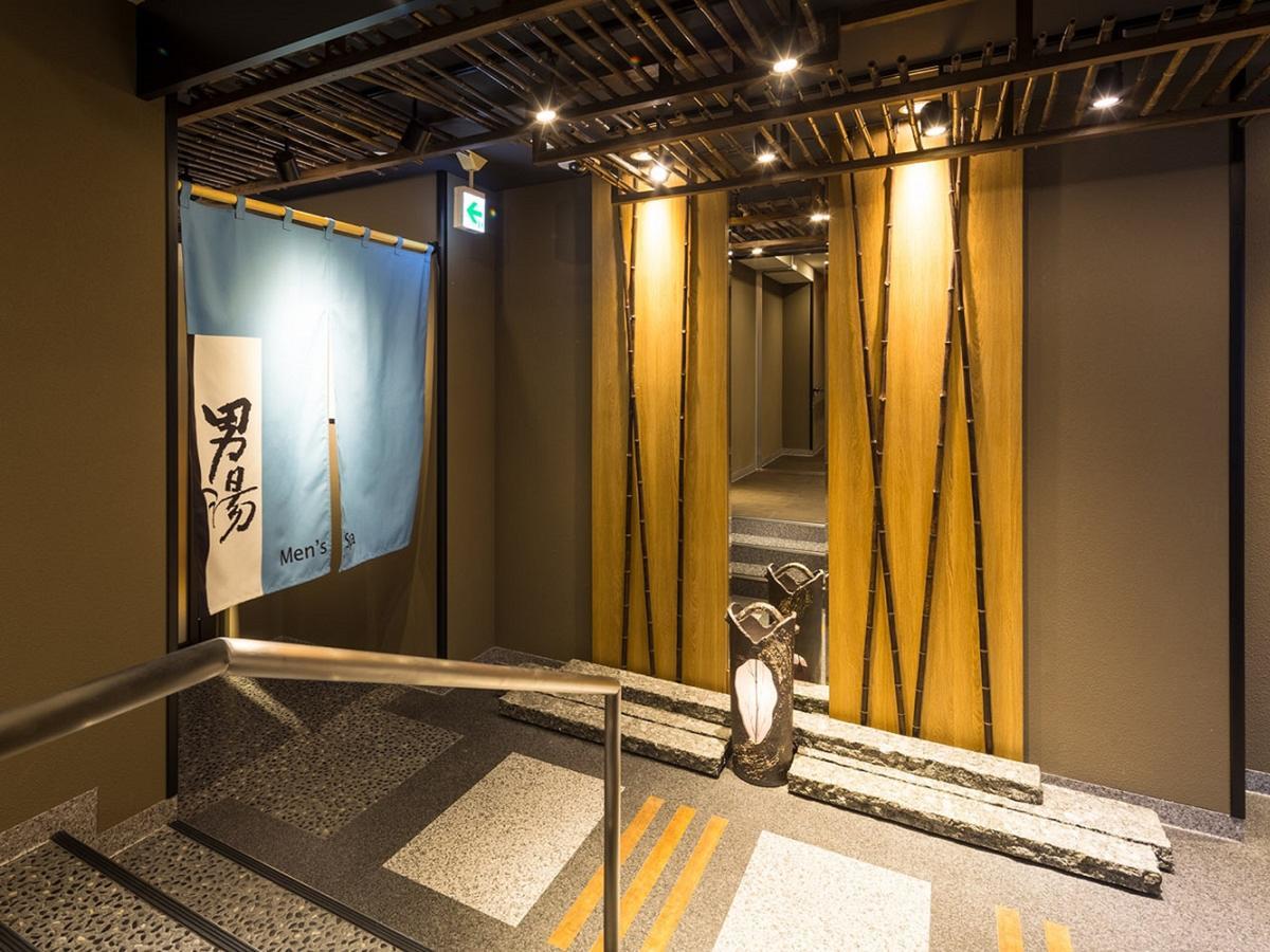Apa & Nishishinjuku-gochome-eki Tower 3*
