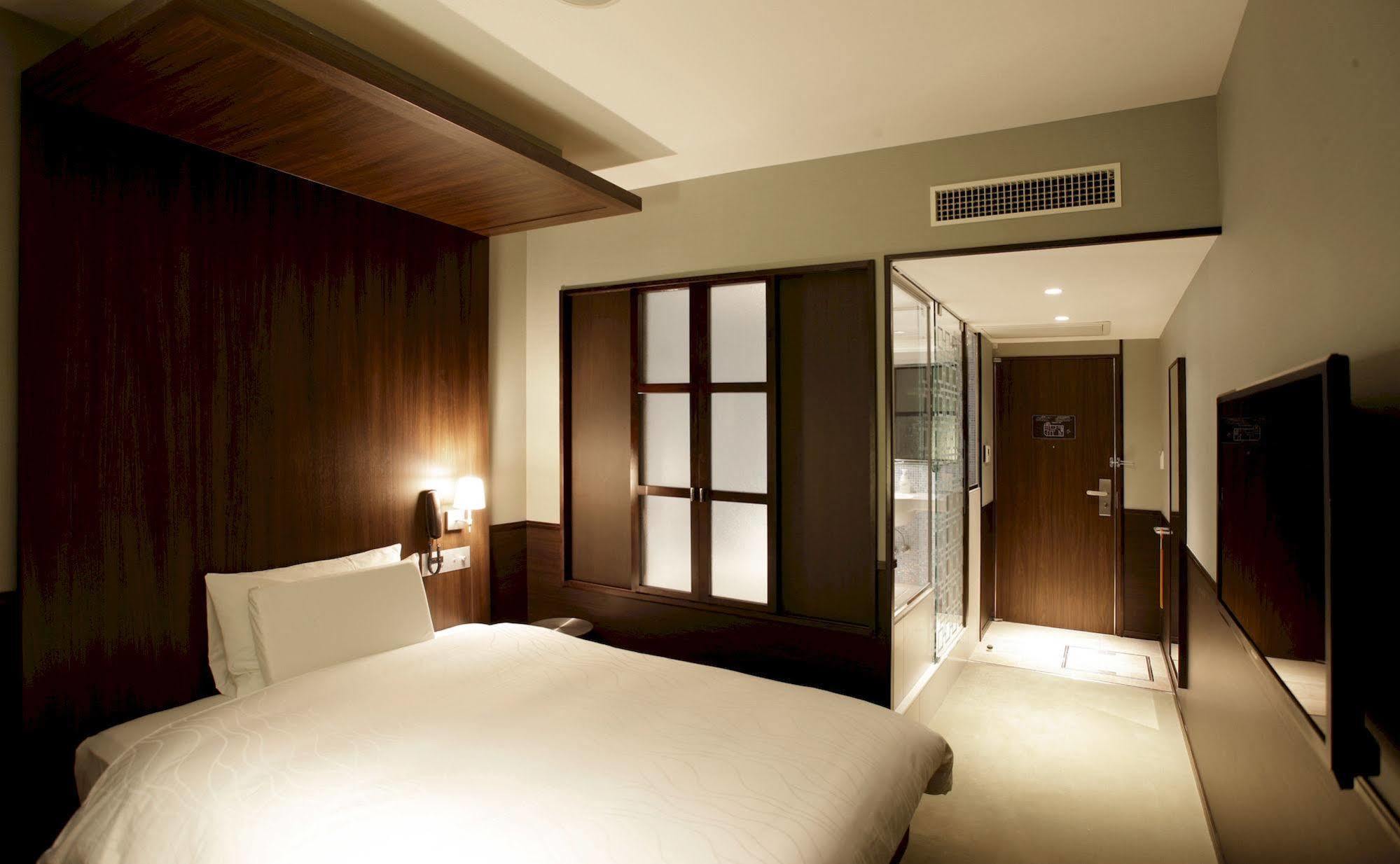 Hibiya Hotel