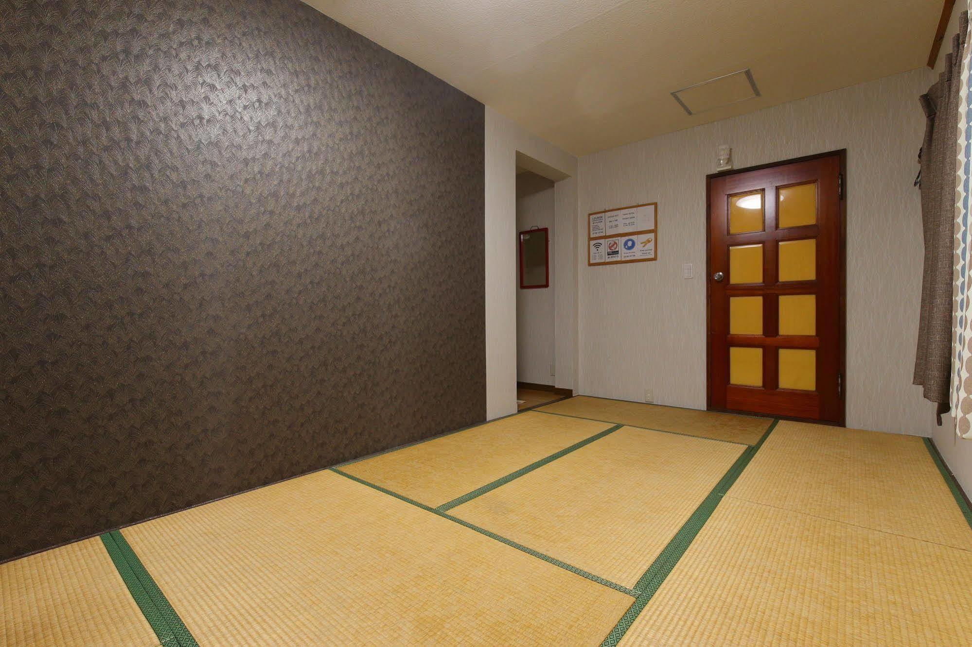 Hotel Haru 2*