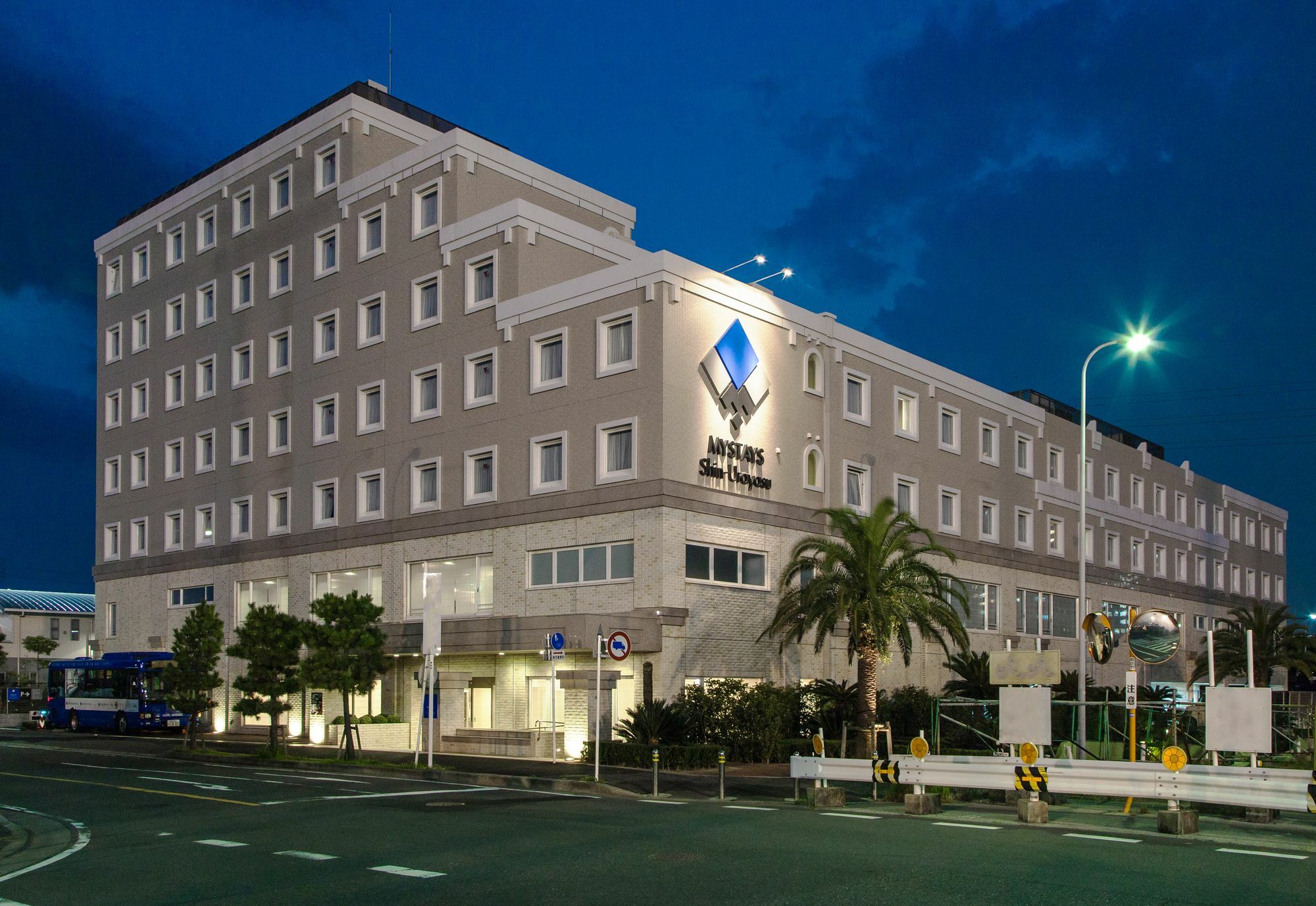 Hotel Mystays Shin Urayasu Conference Center 3*