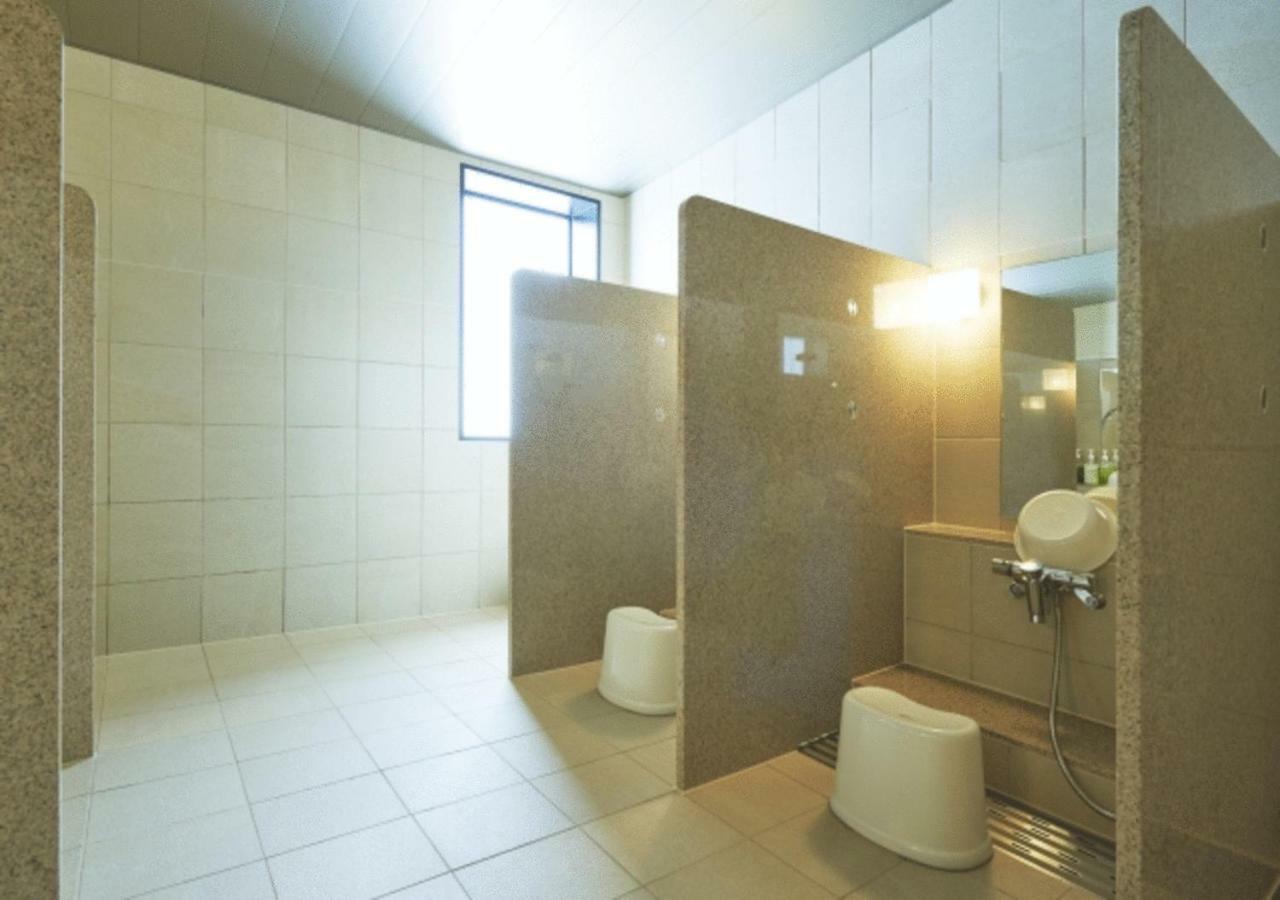 First Cabin Kyobashi Capsule hotel *
