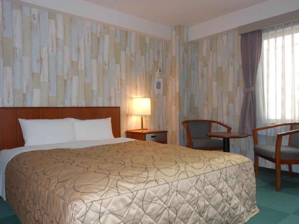 New Tohoku Hotel