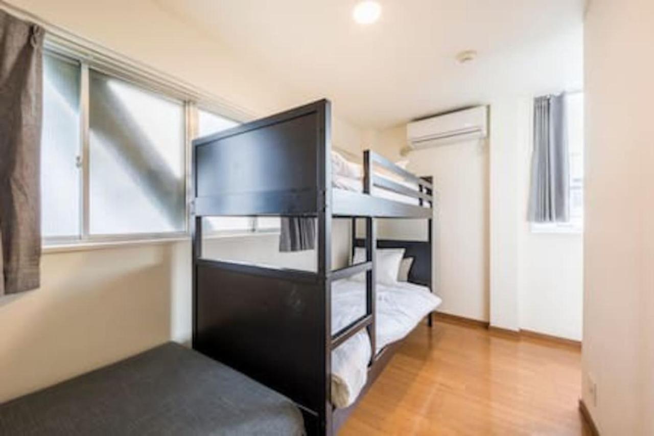 Apartment Sengoku Eki-mae Bldg 401