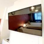 Comptoir Room 402